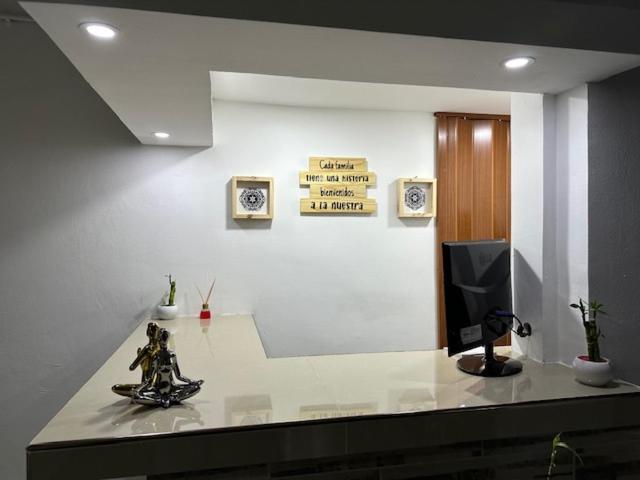 Apartahotel Malaga Medellin Bagian luar foto